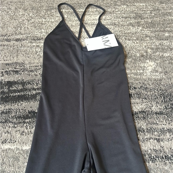NWT ZARA One Piece Pull On V-Neck Jumpsuit With Criss Cross Straps - Picture 8 of 10